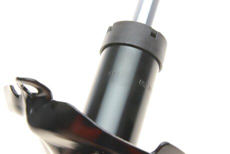 Передний амортизатор (стойка) bilstein 22045751