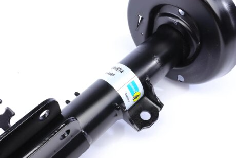 Передний амортизатор (стойка) bilstein 22045874