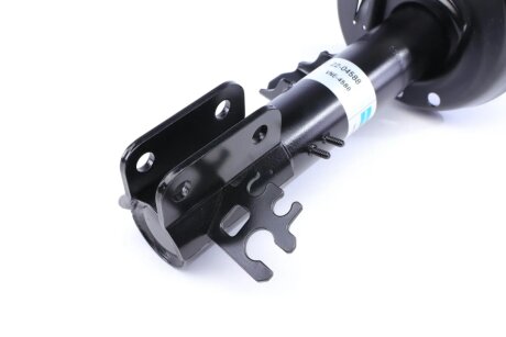 Передний амортизатор (стойка) bilstein 22045881