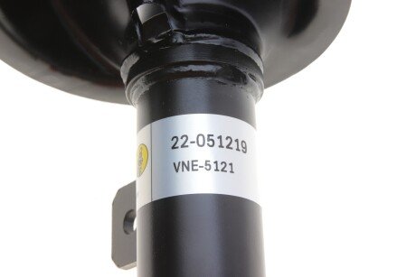 Передний амортизатор (стойка) bilstein 22051219