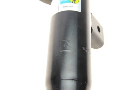 Передний амортизатор (стойка) bilstein 22-238276