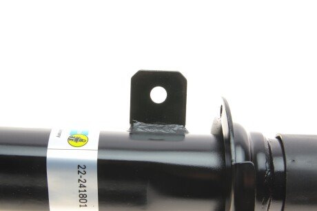 Передній амортизатор (стойка) bilstein 22-241801