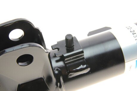 Передний амортизатор (стойка) bilstein 22243140