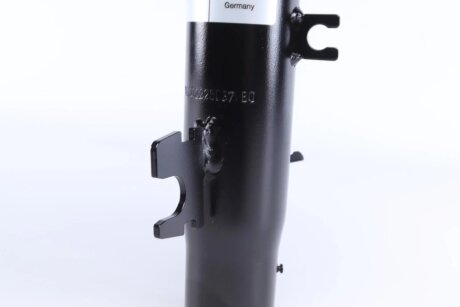 Передній амортизатор (стойка) bilstein 22250377