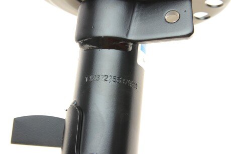 Передний амортизатор (стойка) bilstein 22256379