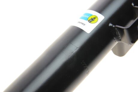 Передний амортизатор (стойка) bilstein 22306630