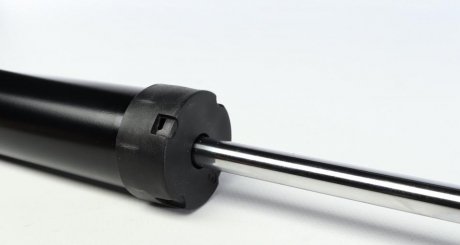 Задний амортизатор (стойка) bilstein 19019819