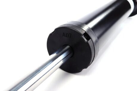 Задний амортизатор (стойка) bilstein 19028491