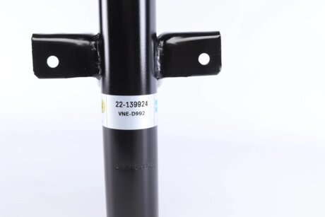 Задній амортизатор (стойка) bilstein 22139924