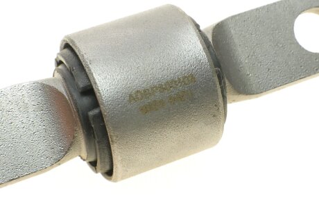 Сайлентблок рычага blue Print ADBP800103