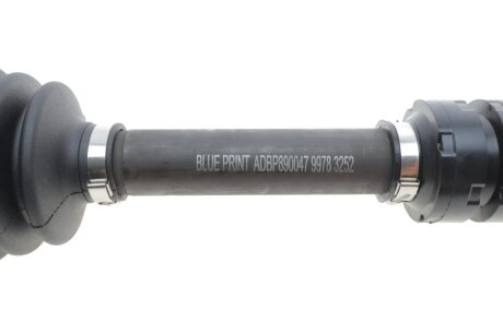 NISSAN Приводний вал передн. права QASHQAI / QASHQAI +2 I 2.0 07-13 blue Print ADBP890047