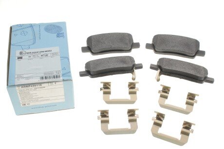 Комплект гальмівних колодок з 4 шт. дисків blue Print ADBP420118