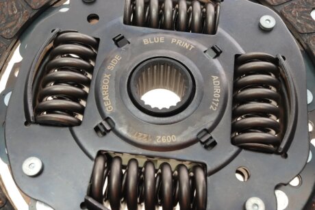 Комплект сцепления в сборе blue Print ADP153083