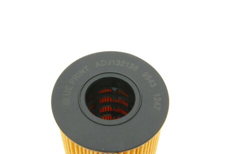 Масляный фильтр blue Print ADJ132128