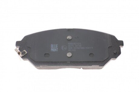 Передние тормозные колодки blue Print ADG042121