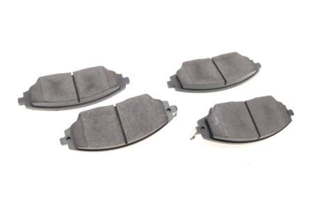 Передні тормозні (гальмівні) колодки blue Print ADG042135