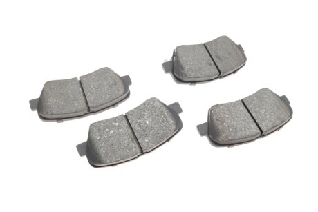 Передние тормозные колодки blue Print ADG042137