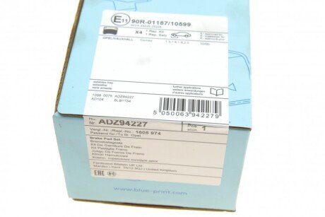 Передние тормозные колодки blue Print ADZ94227