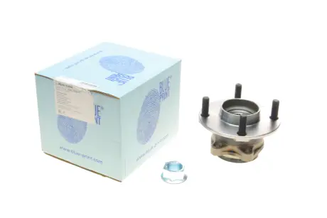 Подшипник передней ступицы blue print ADN18262