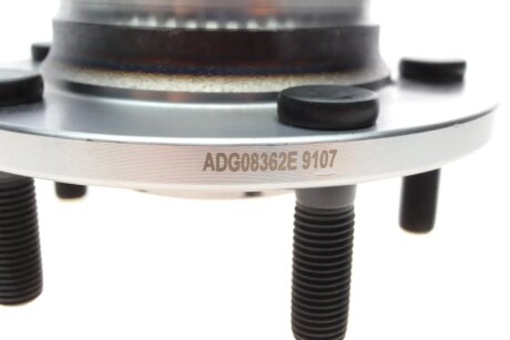 Підшипник задньої ступиці blue Print ADG08362