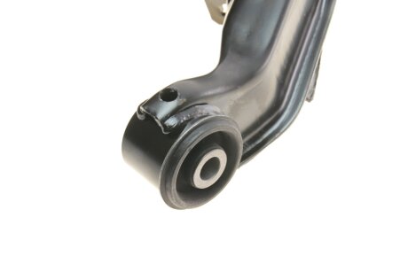 Важіль передньої підвіски blue Print ADBP860048