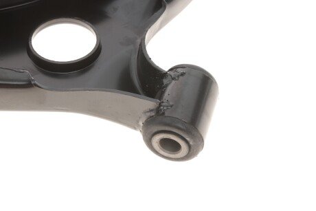 Рычаг передней подвески blue Print ADC486105