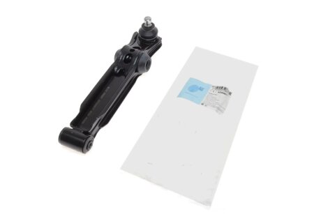 Важіль передньої підвіски blue Print ADG08617