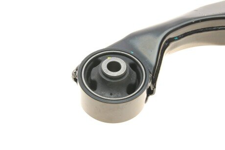 Важіль передньої підвіски blue Print ADG086281