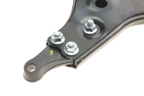 Важіль передньої підвіски blue Print ADG086281