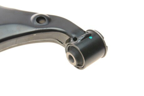 Важіль передньої підвіски blue Print ADG086281