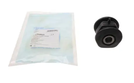 Сайлентблок переднего рычага blue print ADH28025