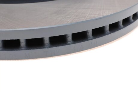 Тормозной диск blue Print ADG04395