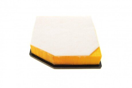 Воздушный фильтр blue Print ADT322113