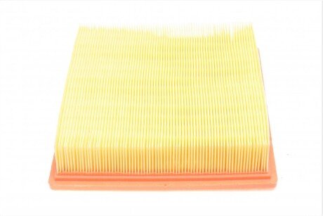 Воздушный фильтр двигателя blue Print ADA102211