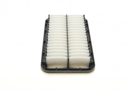 Воздушный фильтр двигателя blue Print ADK82222