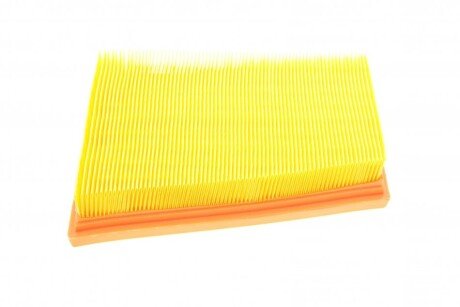 Воздушный фильтр двигателя blue Print ADM52256