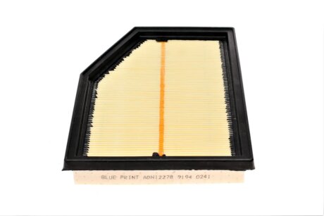Воздушный фильтр двигателя blue Print ADN12278
