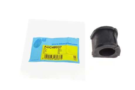 Втулка (резинка) переднего стабилизатора blue Print ADC48037
