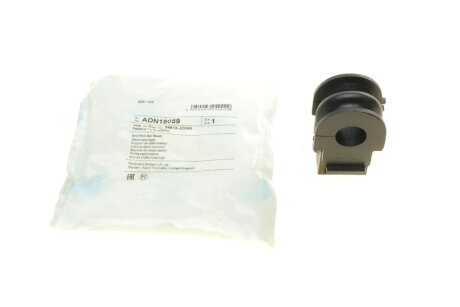 Втулка (резинка) переднего стабилизатора blue Print ADN18059 на Рено Kadjar