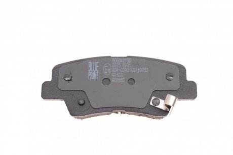 Задние тормозные колодки blue Print ADG042100