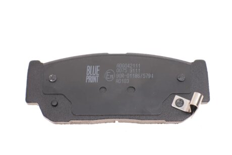 Задние тормозные колодки blue Print ADG042111