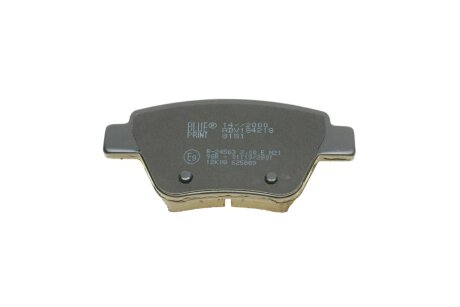 Задние тормозные колодки blue Print ADV184218