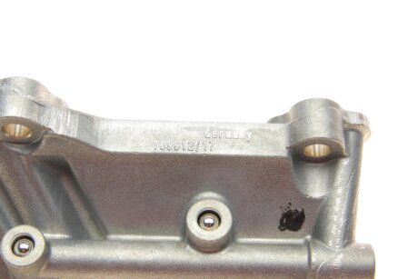 Масляний насос bmw 11417643046