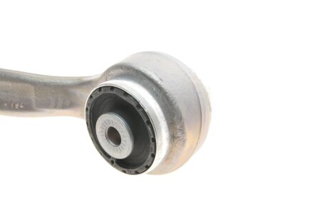 Важiль пiдвiски поперечний bmw 31106893549