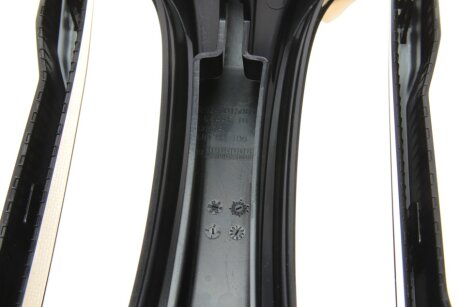 Решітка радіатора bmw 51138096590