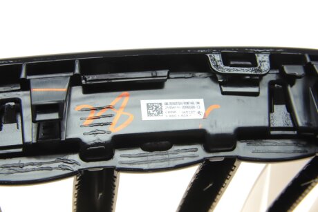 Решітка радіатора bmw 51138096590