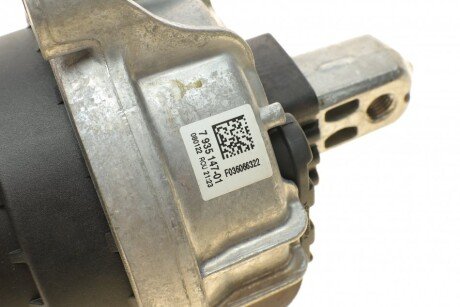 Подушка (опора) двигуна bmw 22117935147