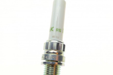 Свiчка запалення bmw 12120040551