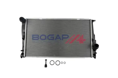Радіатор охолодження двигуна Bogap B4210112