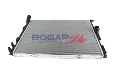 Радіатор охолодження bogap B4210148 Бмв F30